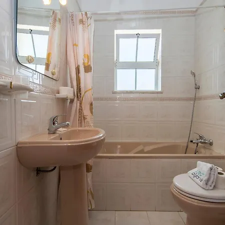 Quinta Da Estacao Affittacamere Lagos