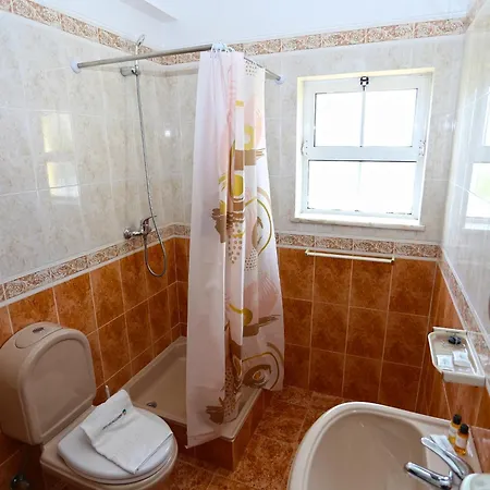 Guest house U - Quinta Da Estacao Lagos