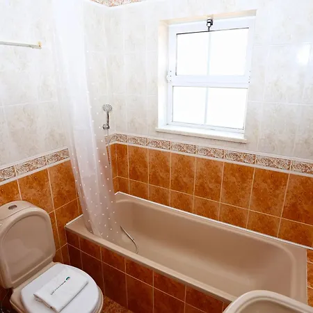 U - Quinta Da Estacao * Lagos
