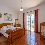 Quinta Da Estacao * Lagos