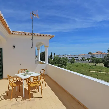 U - Quinta Da Estação * Lagos