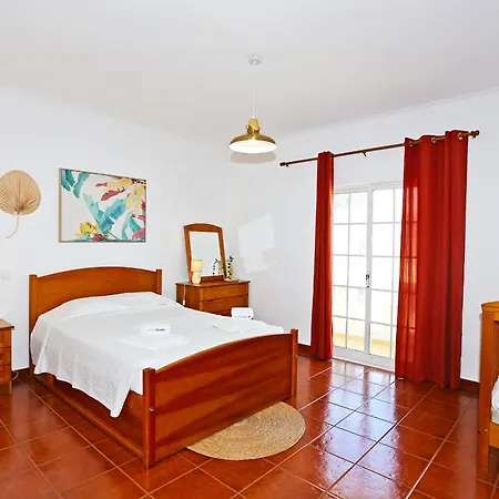 Quinta Da Estacao * Lagos