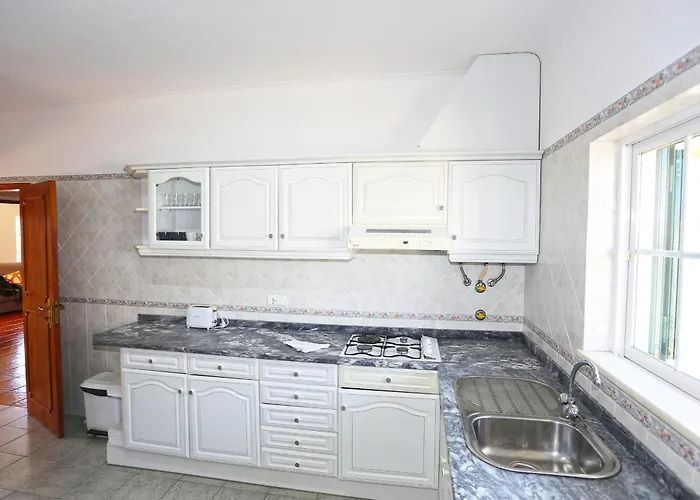 Quinta Da Estacao * Lagos